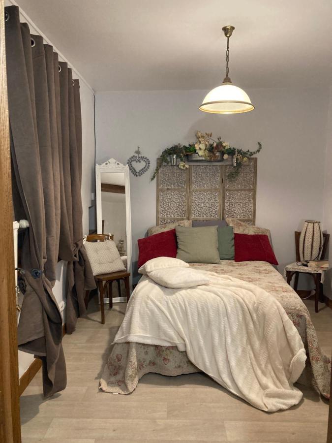 La Maison D'Ivona ลาตูร์เดอซัลวาญี ภายนอก รูปภาพ