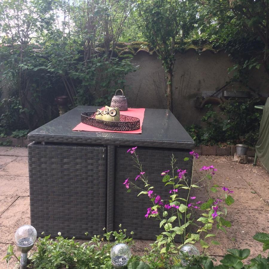 La Maison D'Ivona ลาตูร์เดอซัลวาญี ภายนอก รูปภาพ